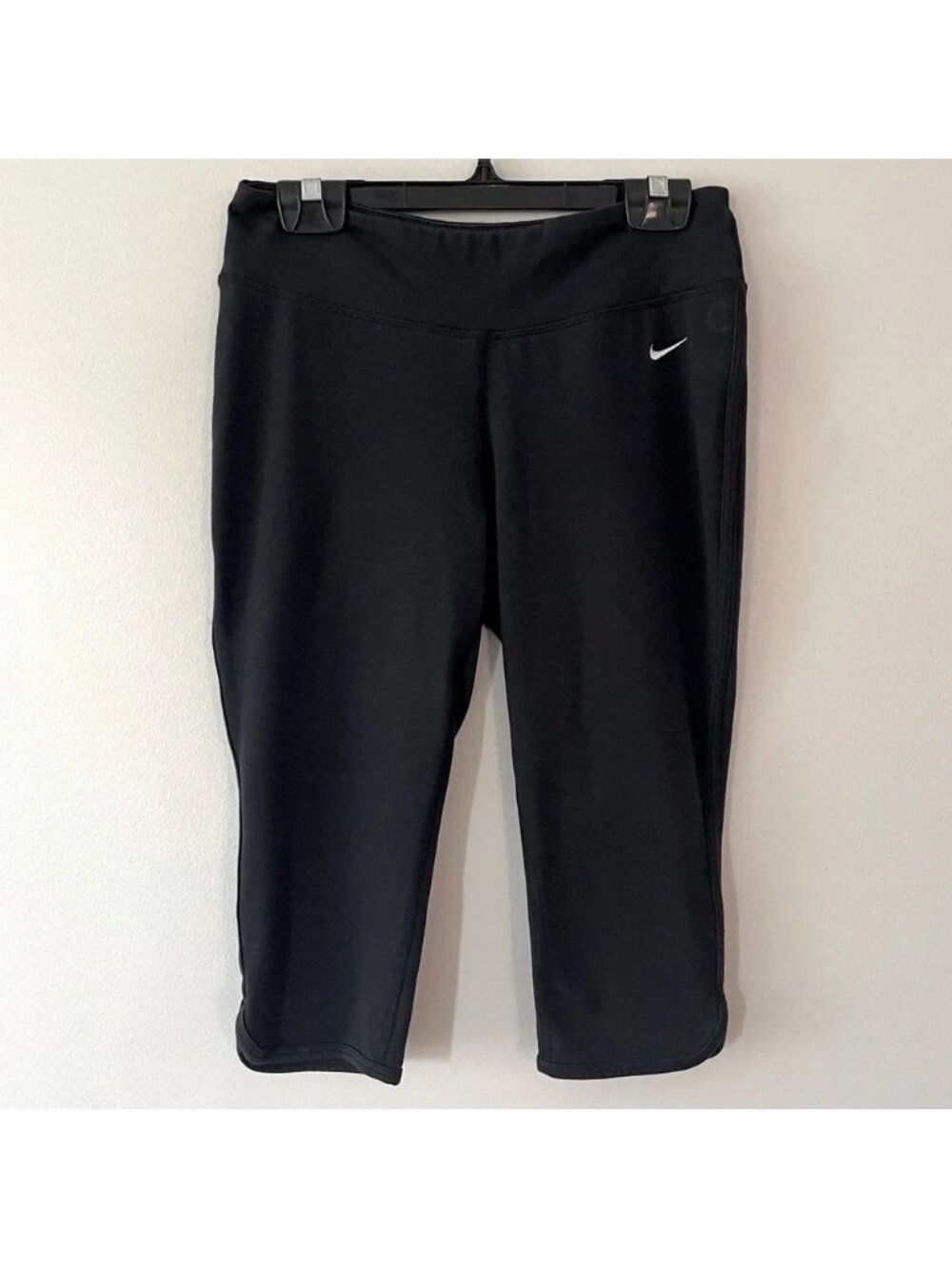 Nike Black Dri-FIT Capri Leggings Size Small